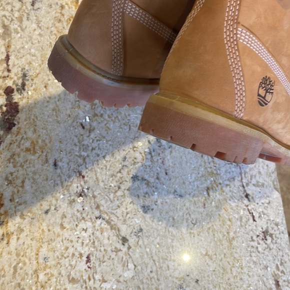 Timberland boots 🥾 Ladies 6.5 - Picture 5 of 5